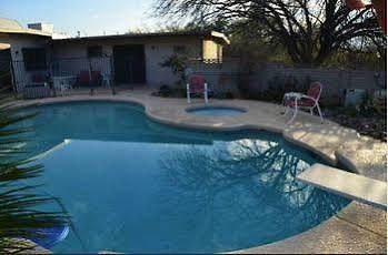 ホテル Bed And Bagels Of Tucson Tanque Verde エクステリア 写真